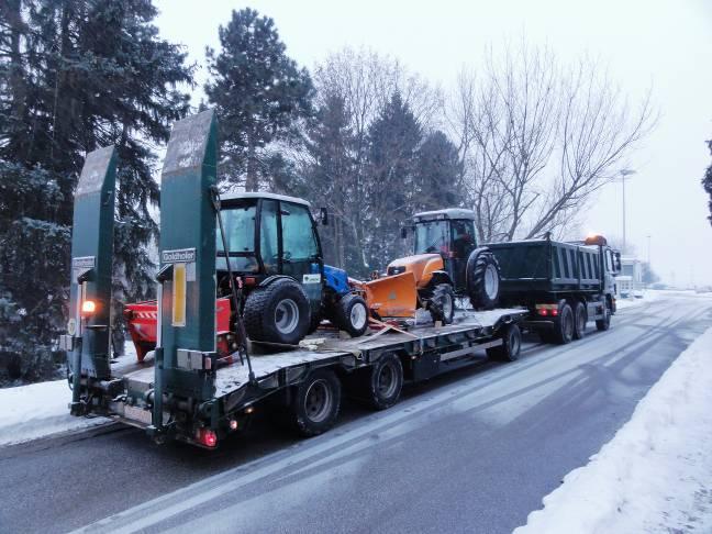 Zrinjevac poslao Splitu kamion i dva traktora kao pomoć u čišćenju snijega